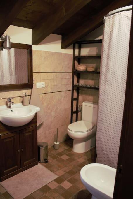 La Casa 44, Con Spa Opcional Sariego Exteriör bild